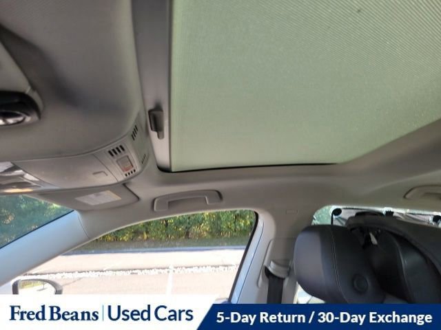 Used 2020 Volkswagen Jetta SE w/ SE Cold Weather Package image 34