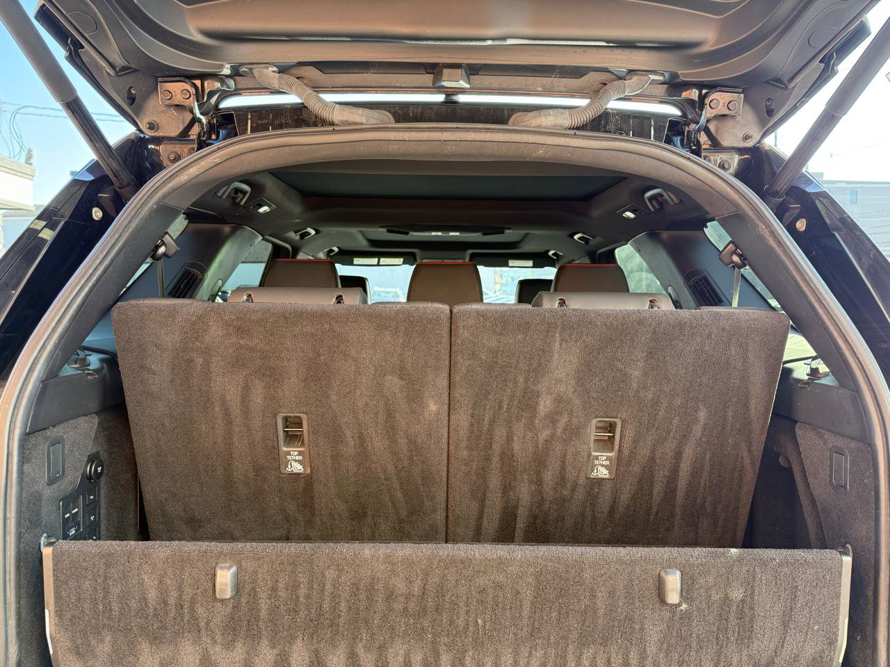 Used 2018 Land Rover Discovery HSE Luxury image 10