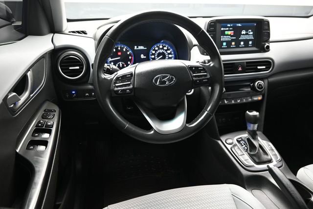 Used 2021 Hyundai Kona Limited w/ Cargo Package FWD image 17
