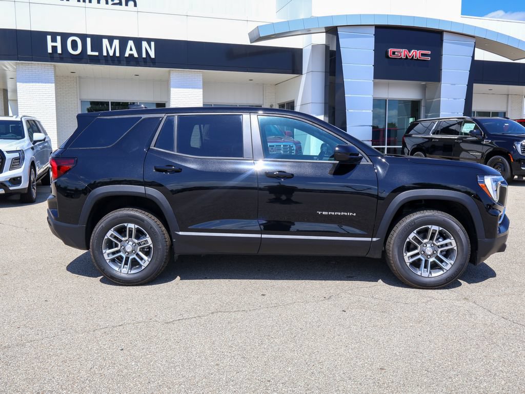 New 2027 GMC Terrain Elevation w/ LPO, Floor Liner Package FWD image 2