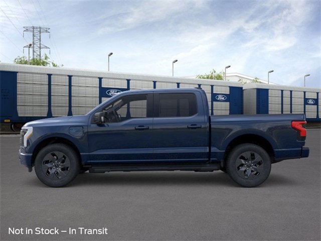 New 2025 Ford F150 Lightning Flash image 3