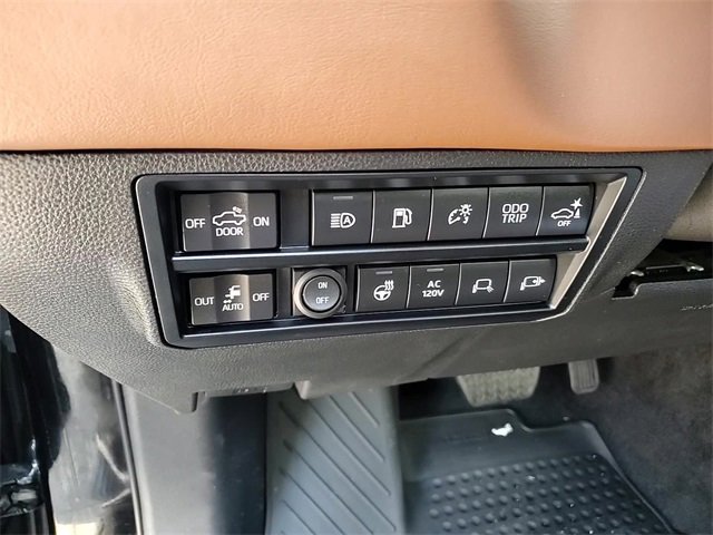 Used 2023 Toyota Tundra 1794 Edition image 14
