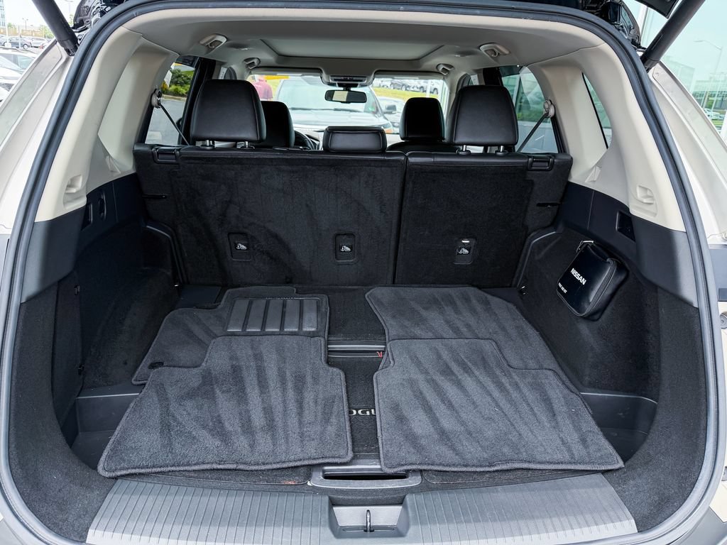 Certified 2021 Nissan Rogue SL w/ Premium Package FWD image 40