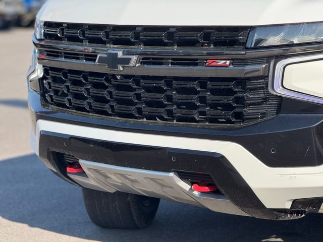 Used 2021 Chevrolet Suburban Z71 w/ Z71 Signature Package image 5