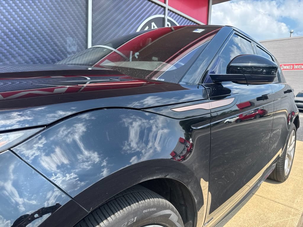 Used 2020 Land Rover Range Rover Evoque R-Dynamic SE AWD/4WD image 18