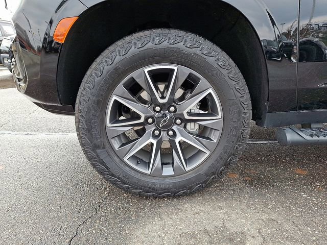 Used 2024 Chevrolet Tahoe Z71 w/ Luxury Package image 30