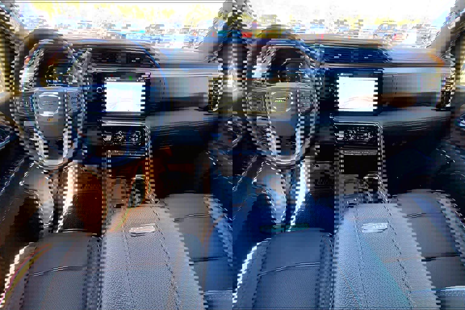 Used 2024 GMC Sierra 2500 Denali w/ Denali Reserve Package image 16