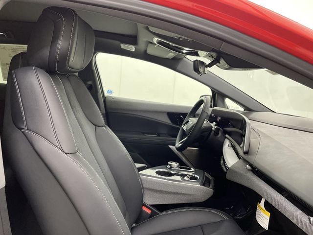 New 2025 Cadillac Optiq Sport 2 w/ LPO, Floor Liner Package AWD/4WD image 25