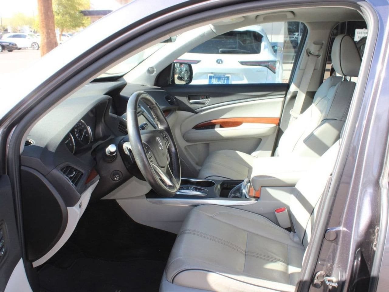 Used 2017 Acura MDX w/ Advance Package FWD image 11