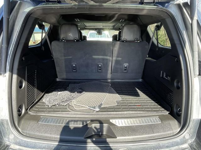 Used 2023 GMC Yukon XL Denali Ultimate image 11
