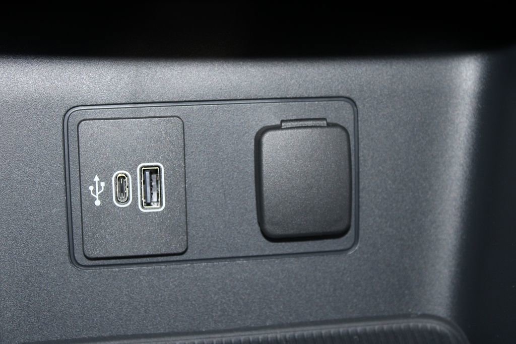 New 2026 Ford Explorer ST-Line w/ ST-Line Street Pack image 44