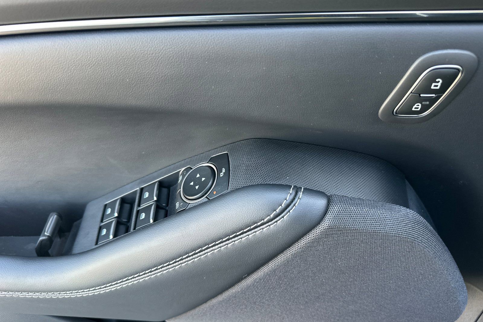 New 2026 Ford Mustang Mach-E Select w/ Interior Protection Package image 10