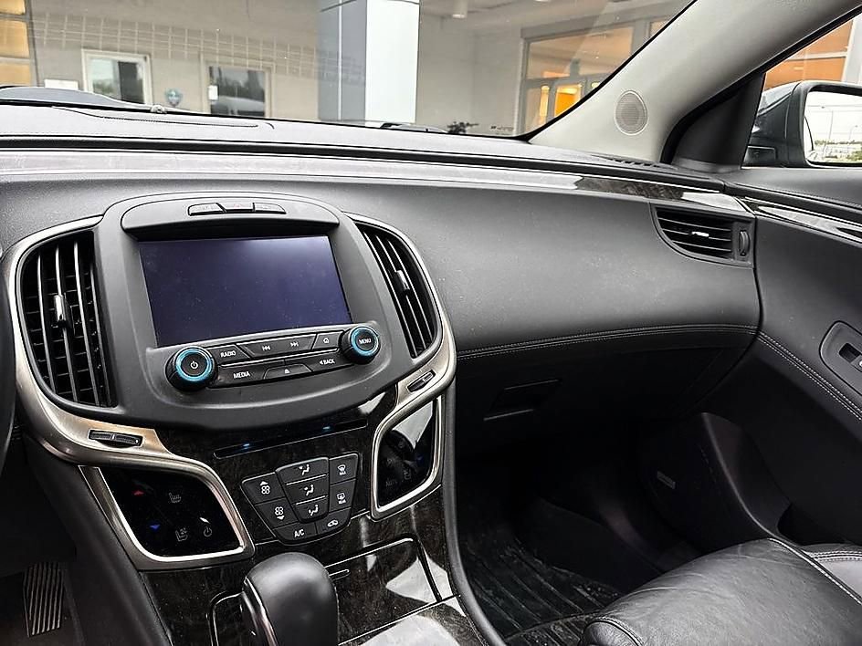Used 2015 Buick LaCrosse Premium w/ Driver Confidence Package #1 AWD/4WD image 12