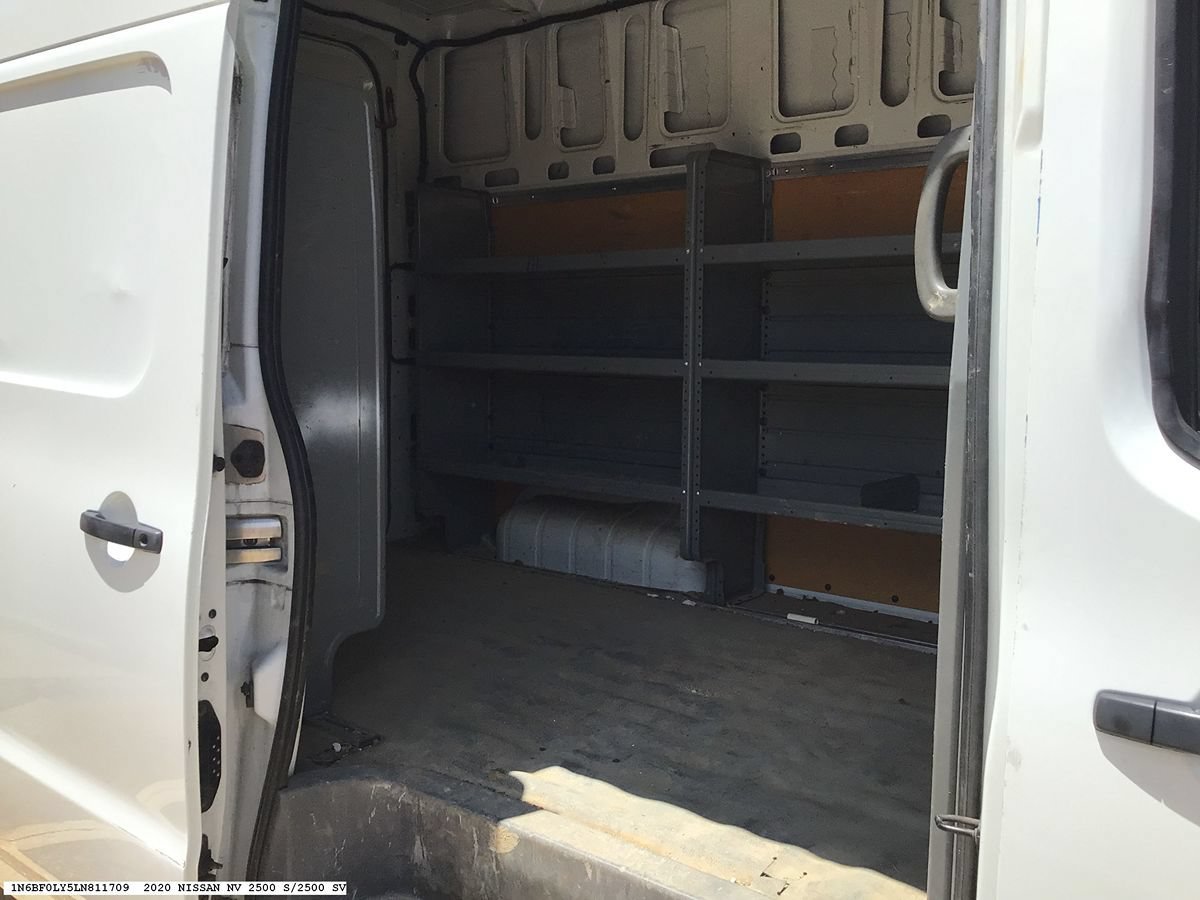Used 2020 Nissan NV 2500 SV RWD image 11