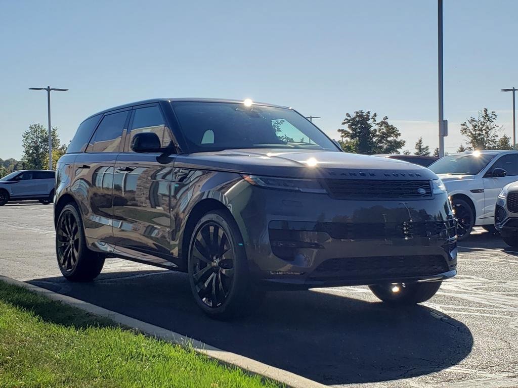 New 2025 Land Rover Range Rover Sport Dynamic SE image 3