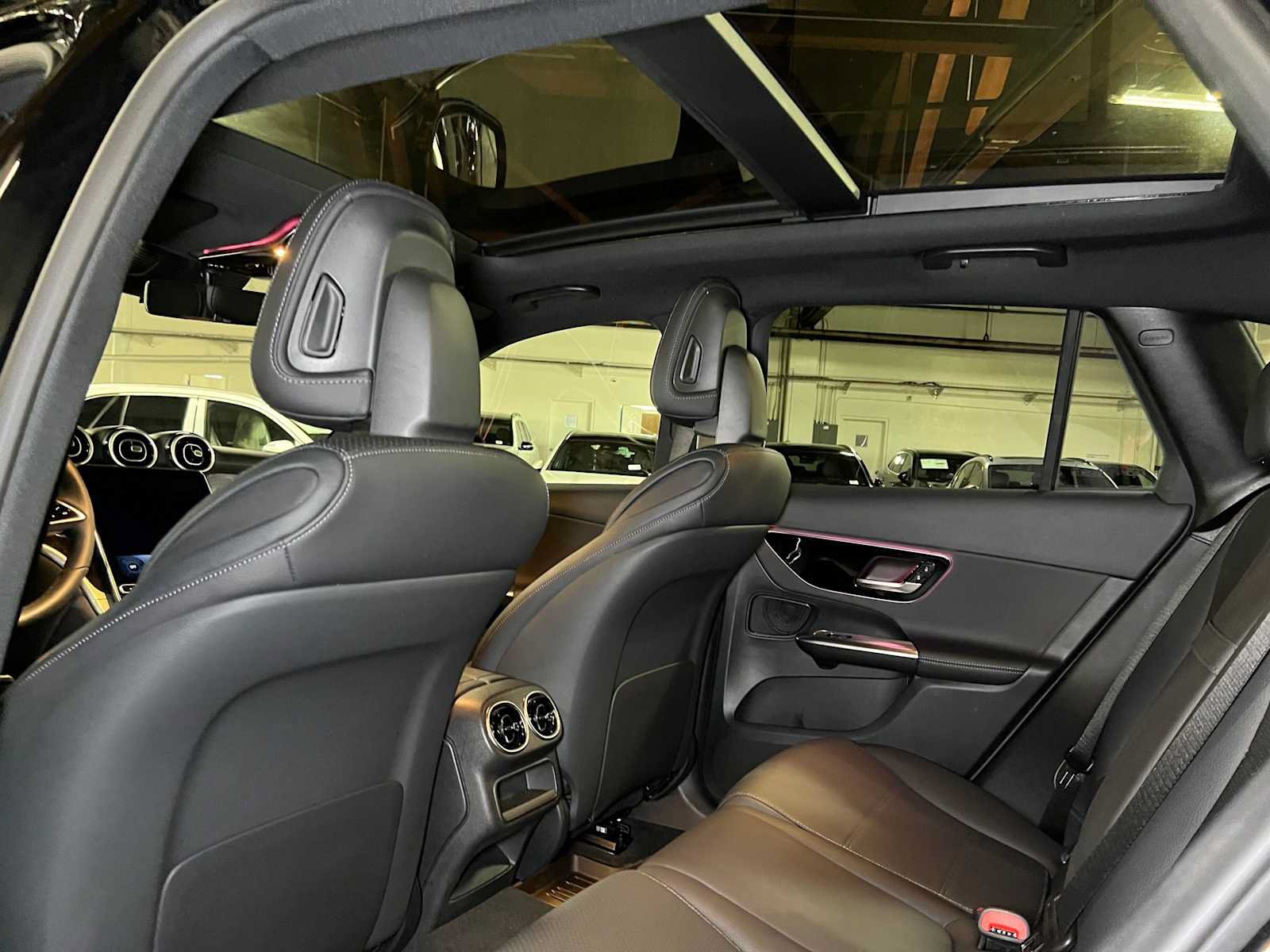 Used 2026 Mercedes-Benz GLC 300 4MATIC image 19