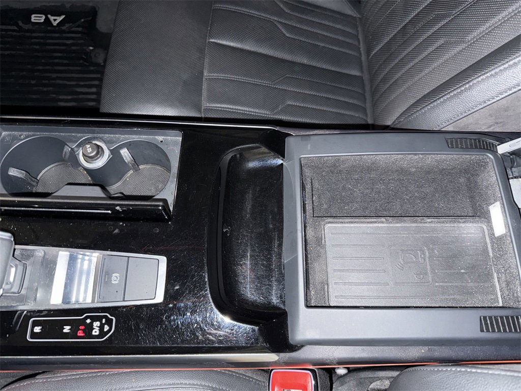 Used 2020 Audi A8 L 4.0T w/ Executive Package image 23