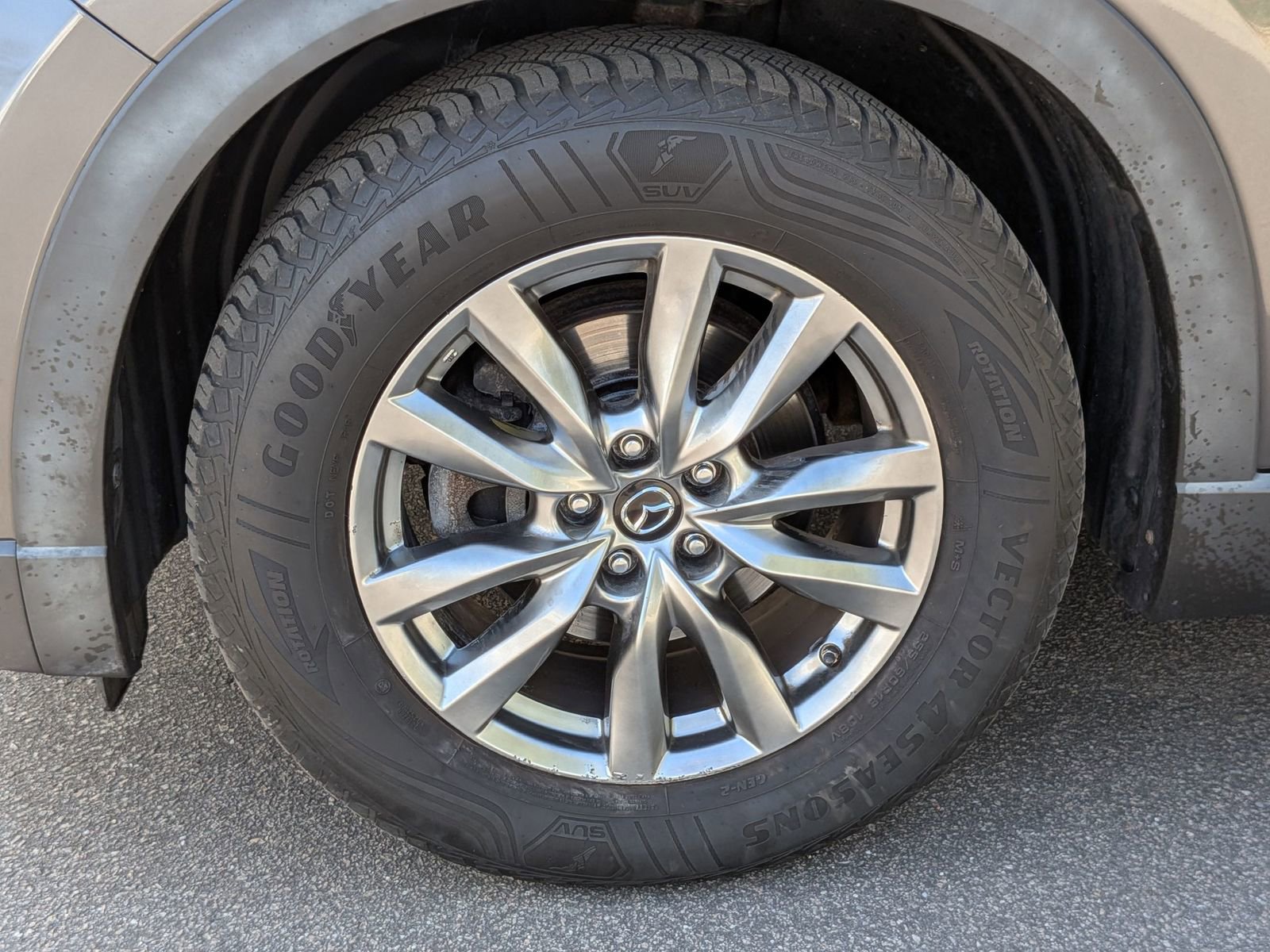 Used 2018 MAZDA CX-9 Touring image 10