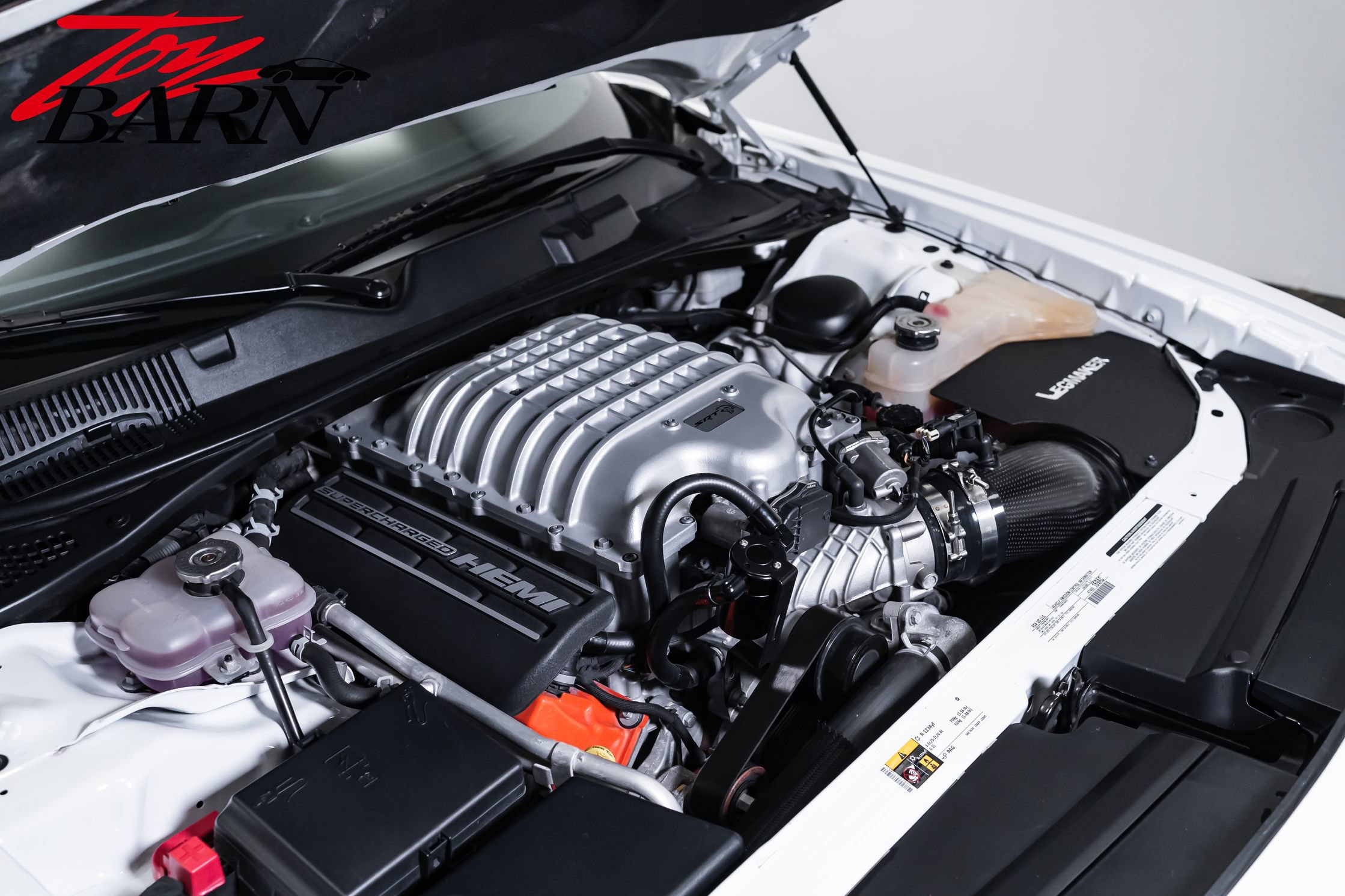 Used 2015 Dodge Challenger SRT Hellcat RWD image 43