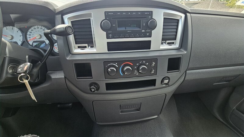 Used 2007 Dodge Ram 1500 Truck SLT w/ Quad Cab Big Horn Value Group RWD image 12