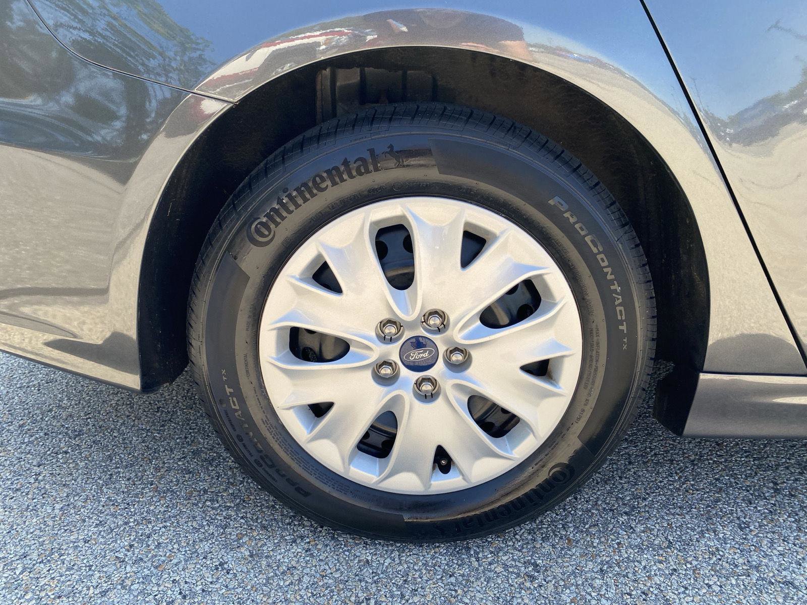 Used 2019 Ford Fusion S image 9