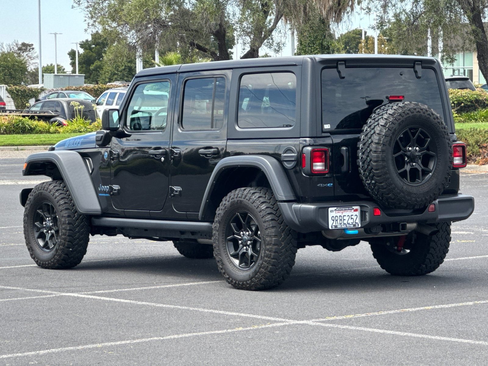 Used 2024 Jeep Wrangler Unlimited AWD/4WD image 6