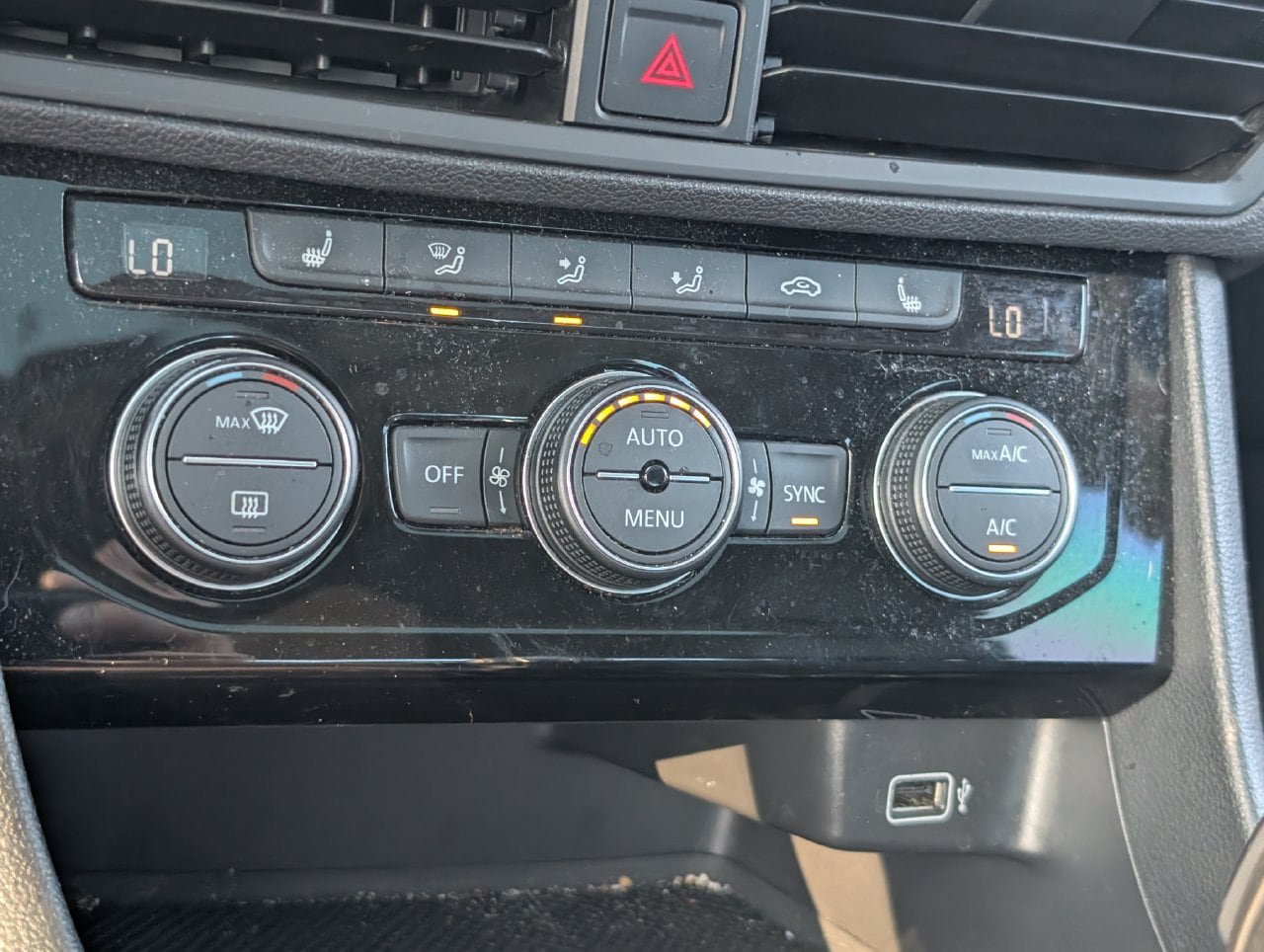 Used 2019 Volkswagen Jetta SE FWD image 17