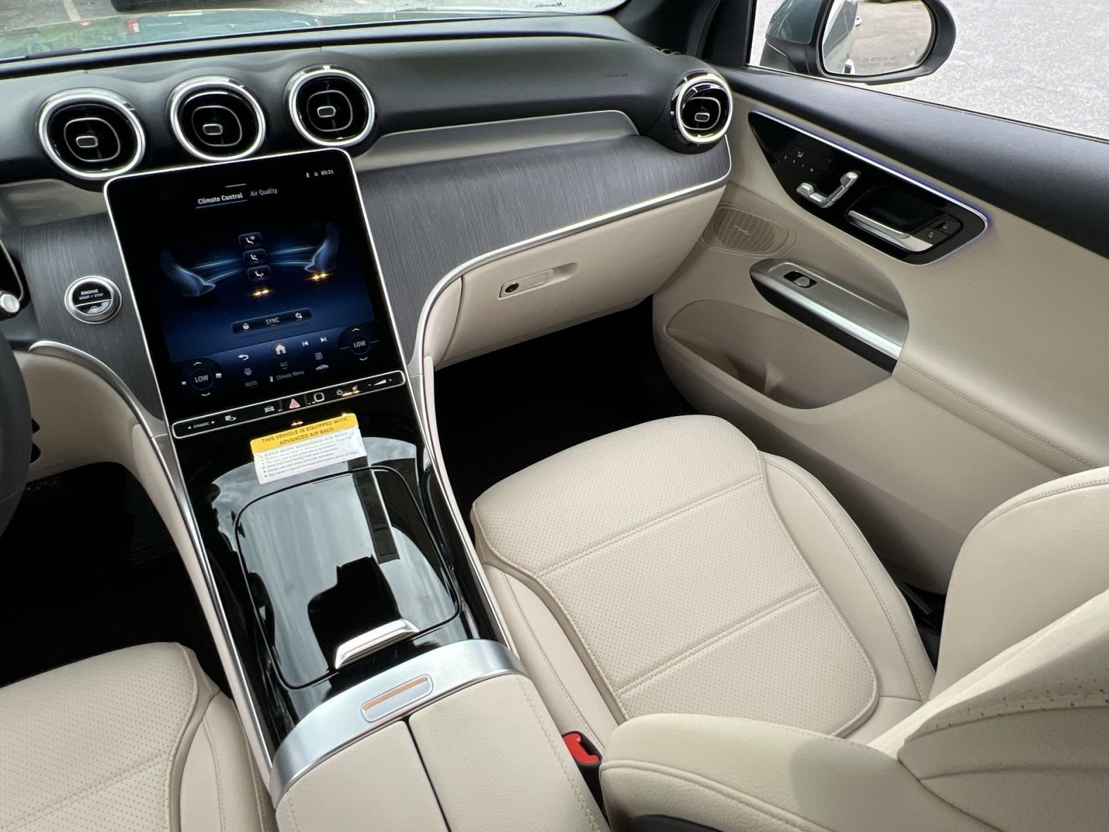 New 2026 Mercedes-Benz GLC 300 4MATIC image 14