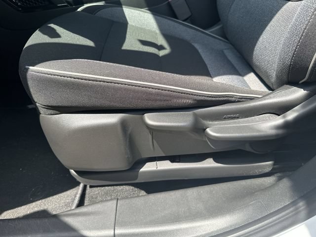 Used 2024 Chevrolet TrailBlazer LT w/ LT Cold Weather Package FWD image 37