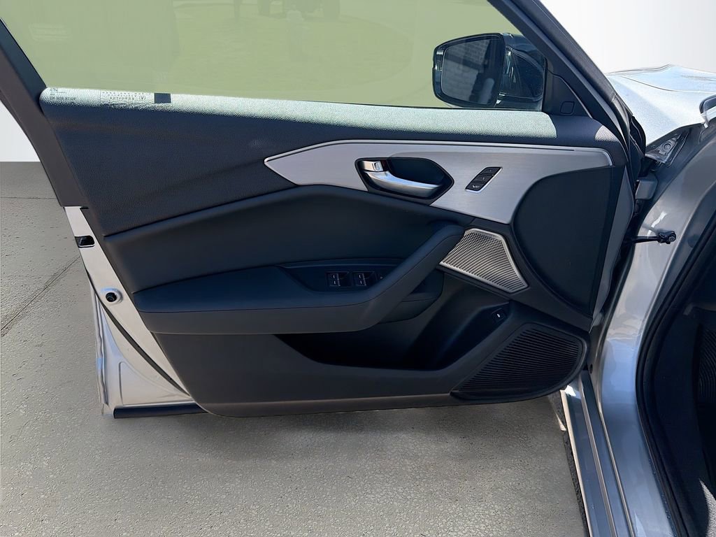 Used 2025 Acura TLX w/ Technology Package image 21