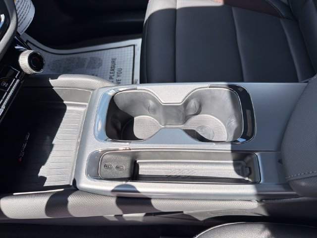 New 2026 Chevrolet Equinox EV RS w/ Active Safety Package 3 AWD/4WD image 24