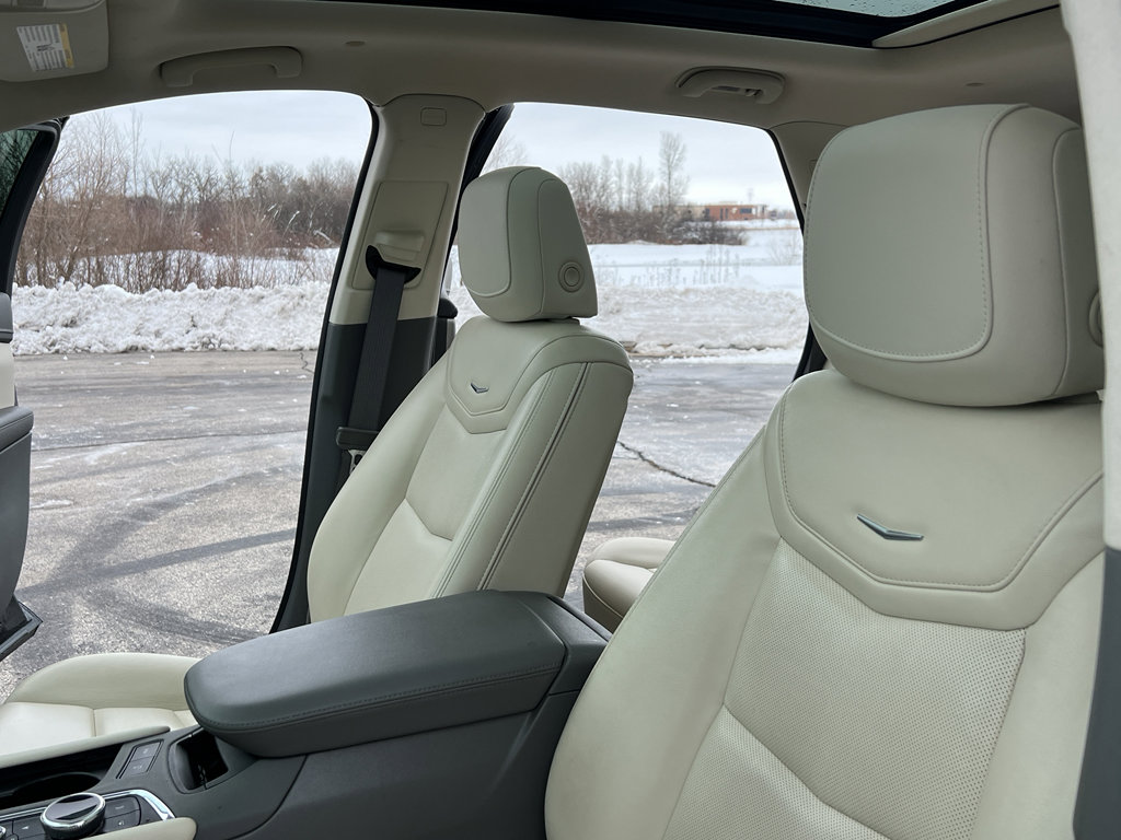 Used 2021 Cadillac XT5 Premium Luxury image 19