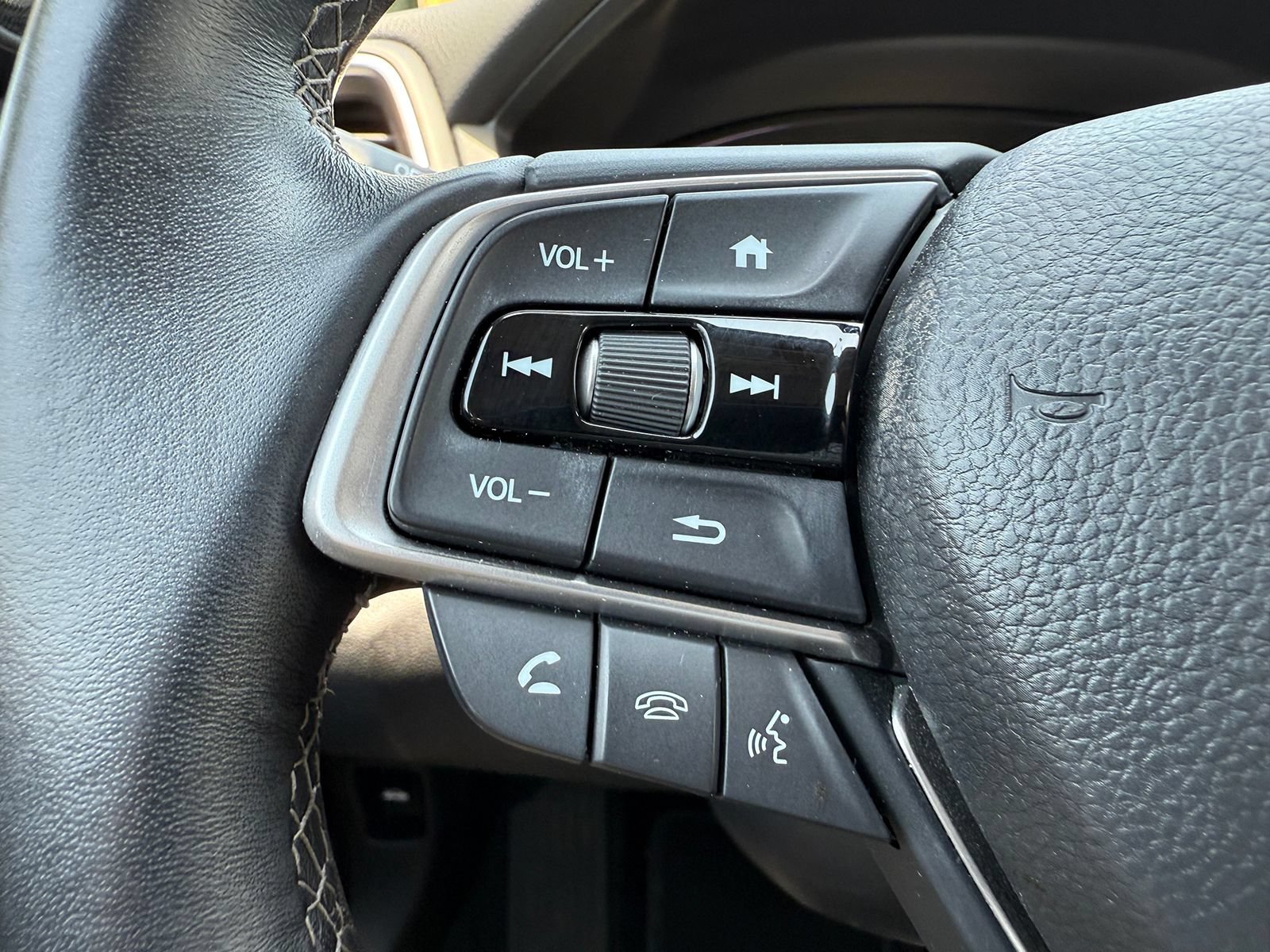 Used 2019 Honda Insight Touring image 33