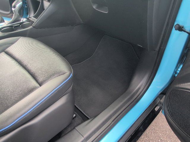 Used 2025 Buick Encore GX Sport Touring AWD/4WD image 41