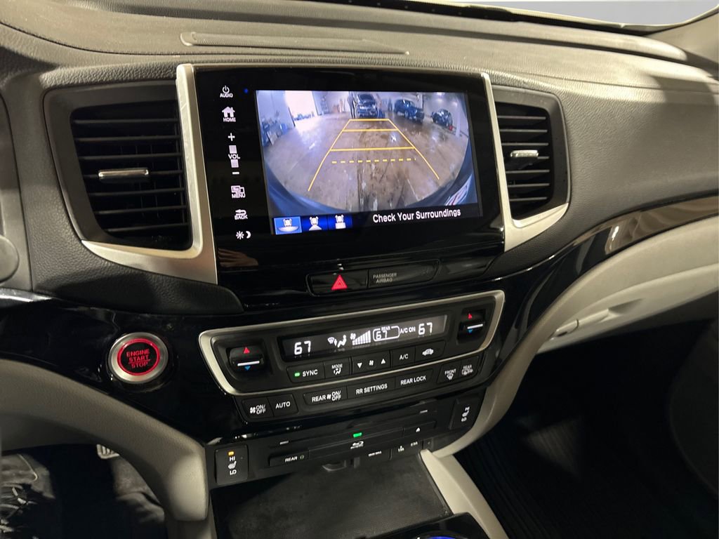 Used 2017 Honda Pilot Touring image 36
