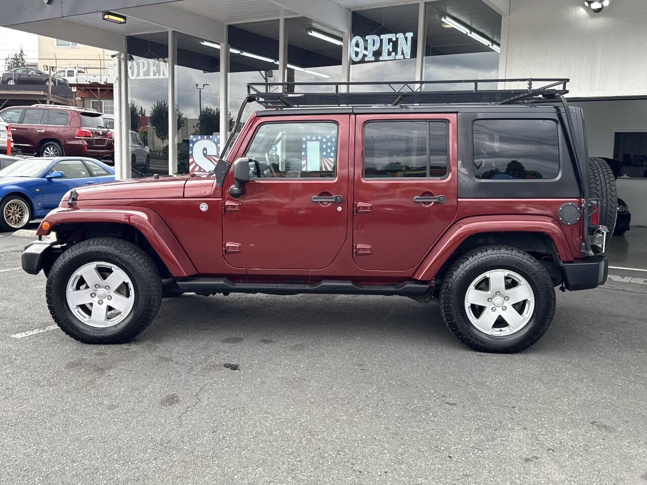 Used 2007 Jeep Wrangler Unlimited Sahara AWD/4WD image 2