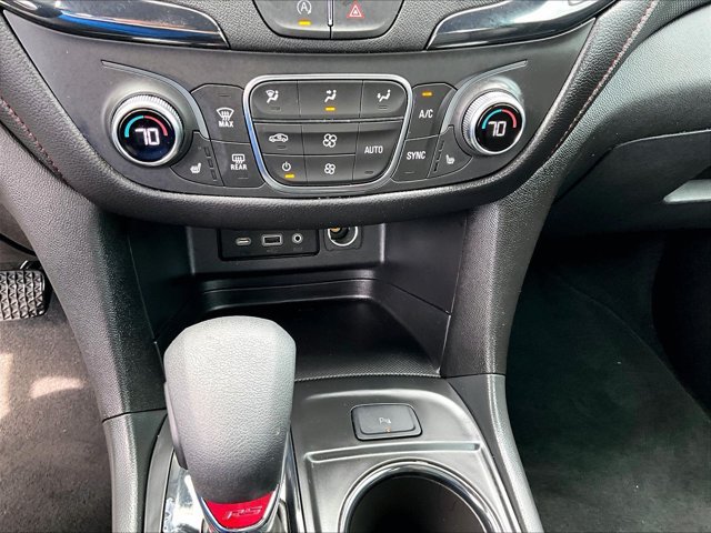 Used 2024 Chevrolet Equinox RS w/ RS Leather Package FWD image 24