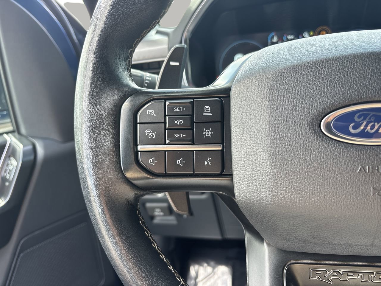 Used 2022 Ford F150 Raptor w/ Convenience Package image 23