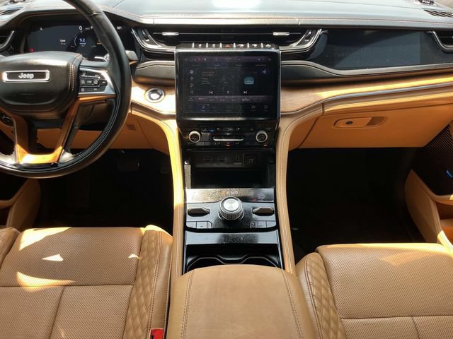 Used 2022 Jeep Grand Cherokee L Summit AWD/4WD image 15