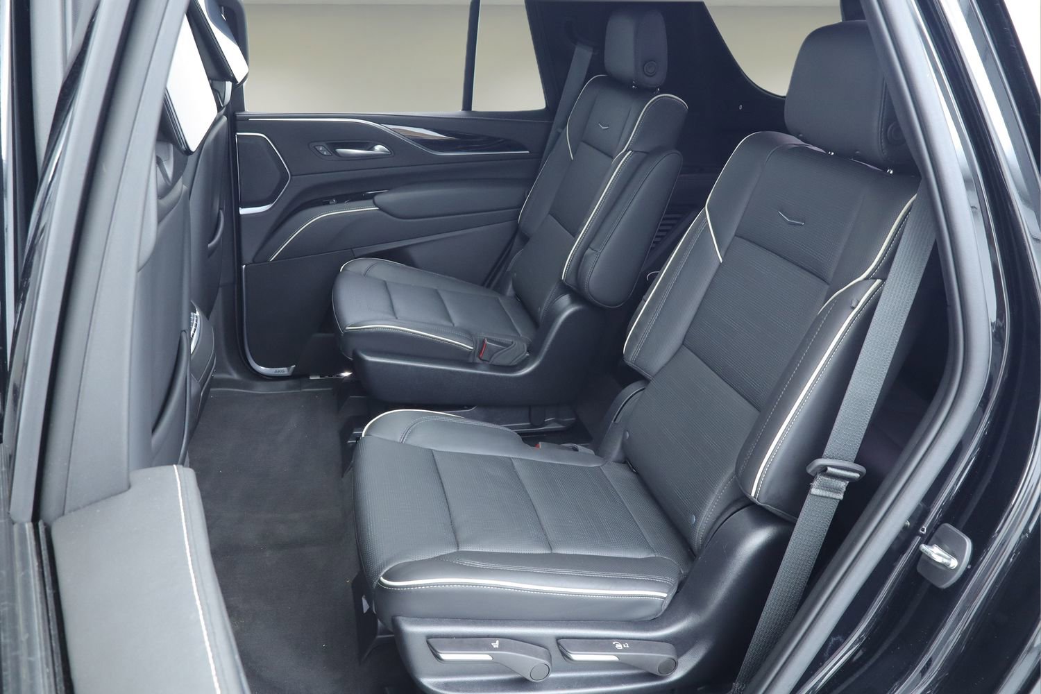 Used 2023 Cadillac Escalade Sport w/ Touring Package image 28