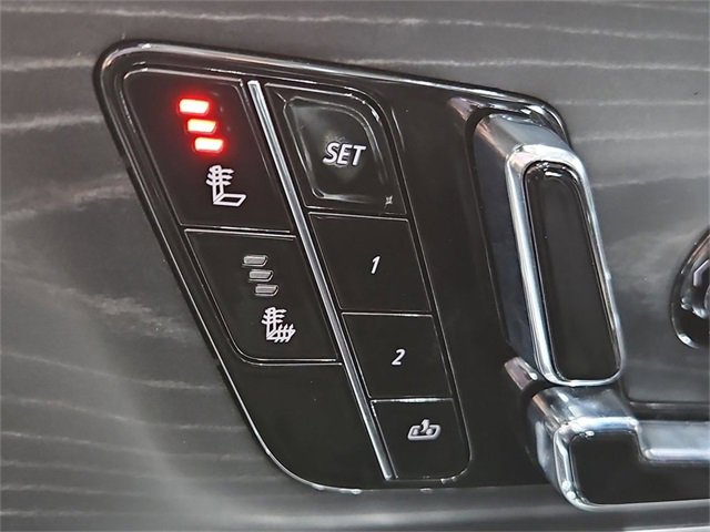 Used 2024 Cadillac Lyriq Sport image 41