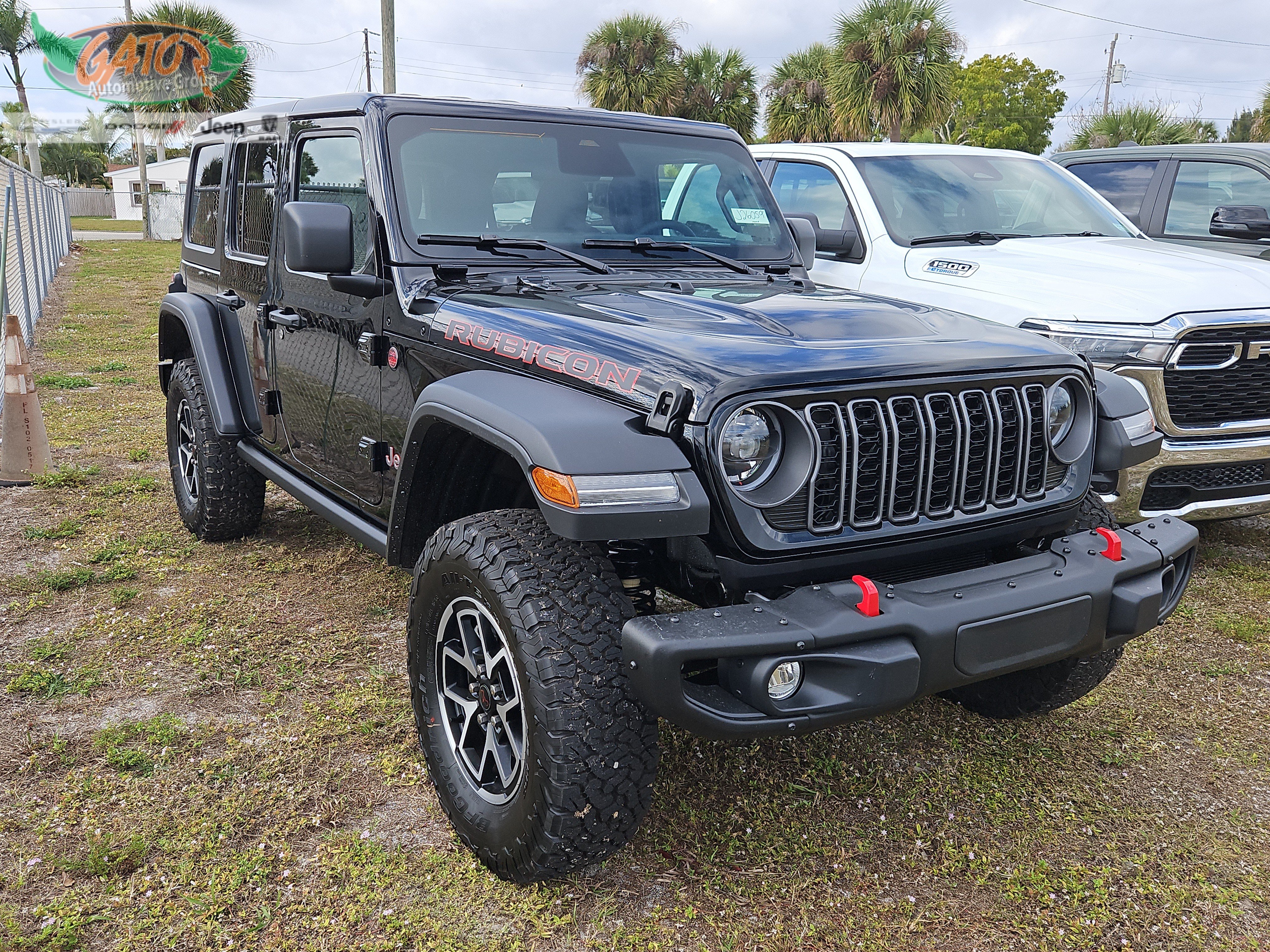 New 2026 Jeep Wrangler Unlimited Rubicon w/ Steel Bumper Group