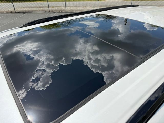 Certified 2021 Cadillac Escalade Sport Platinum image 7