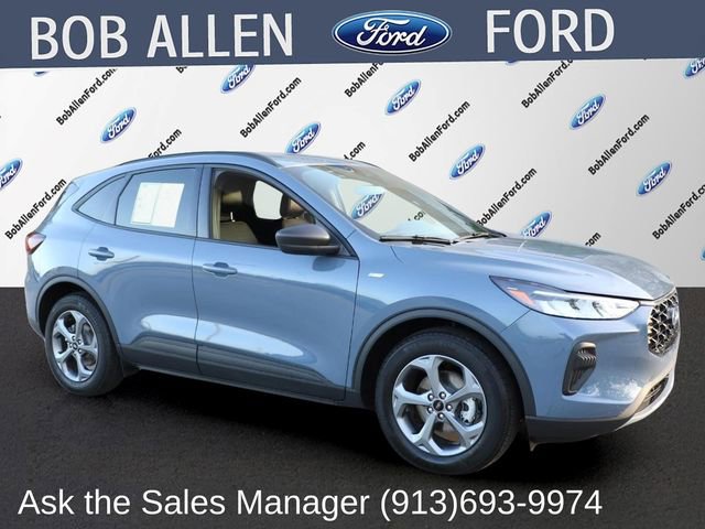 Used 2025 Ford Escape ST-Line w/ Equipment Group 301A FWD image 1