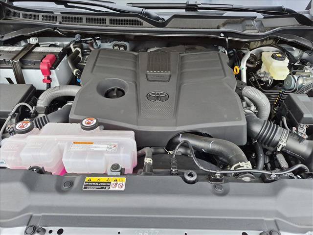 New 2026 Toyota Tundra SR5 w/ SR5 Convenience Package RWD image 16