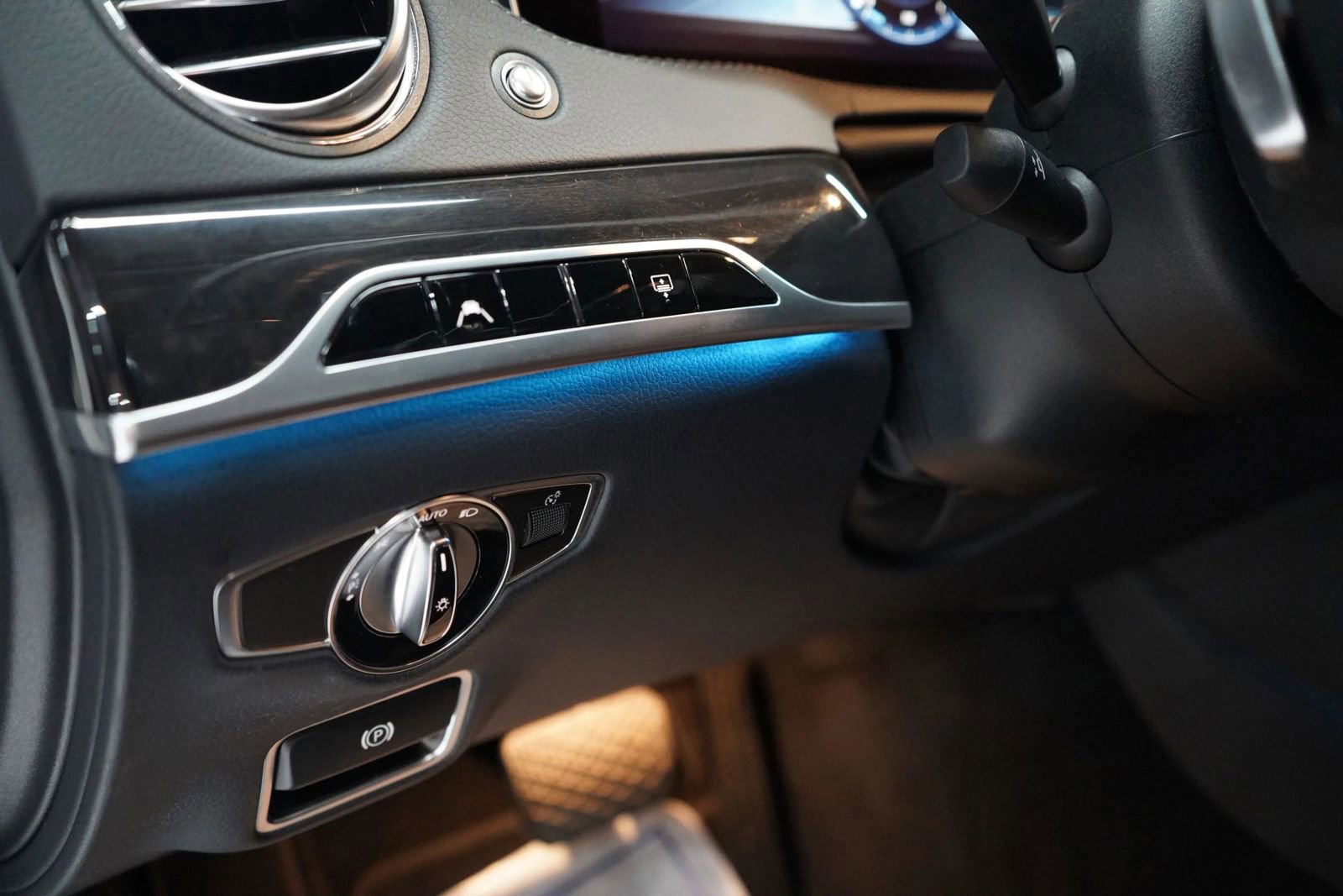Used 2019 Mercedes-Benz S 450 Sedan image 14