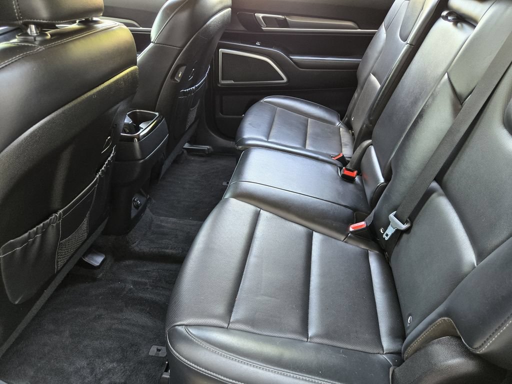 Used 2020 Kia Telluride LX FWD image 19