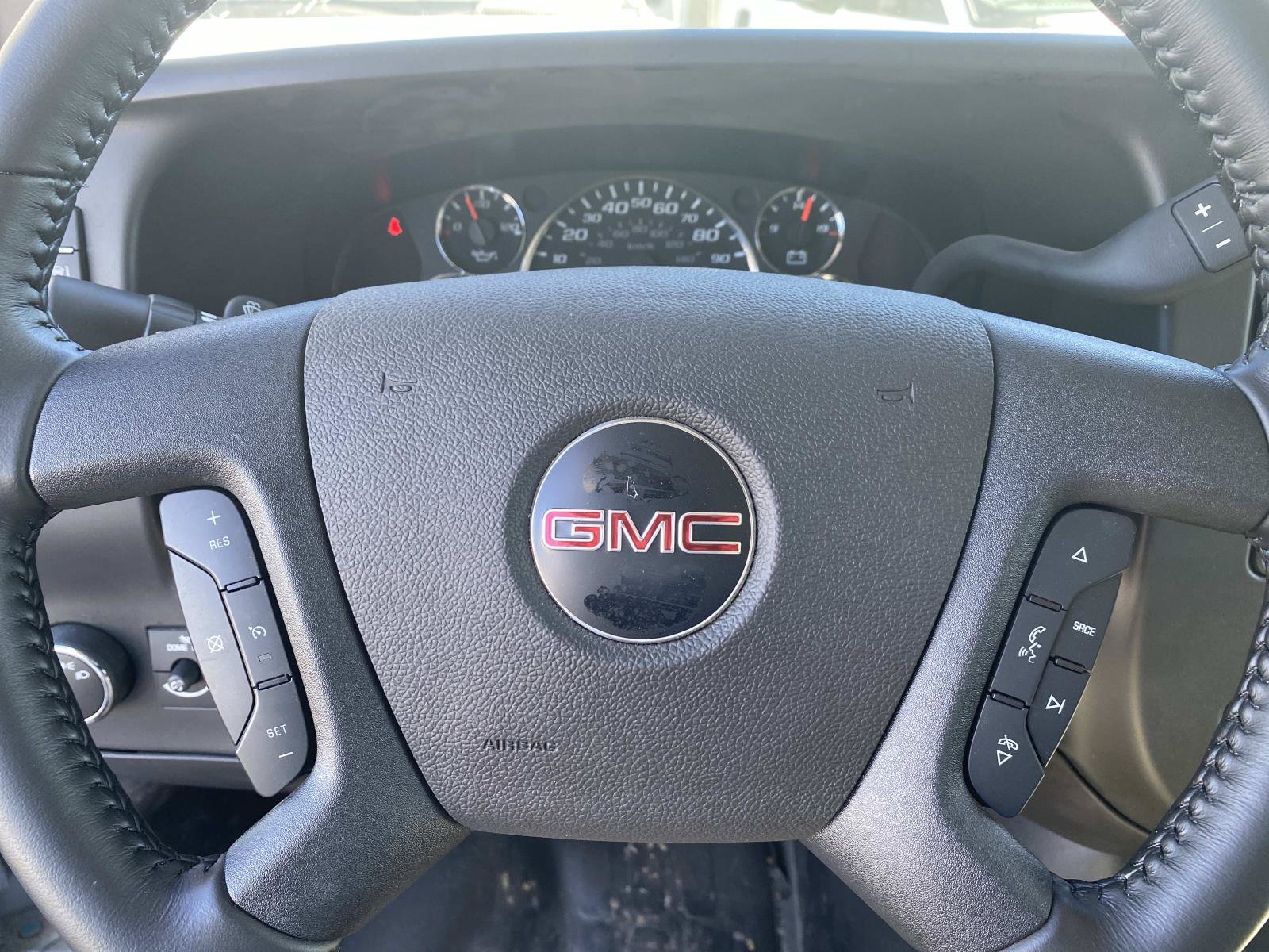 New 2023 GMC Savana 3500 w/ Power Convenience Package RWD image 12