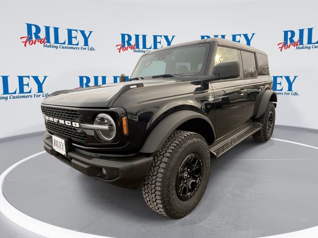 New 2026 Ford Bronco Outer Banks w/ Sasquatch Package