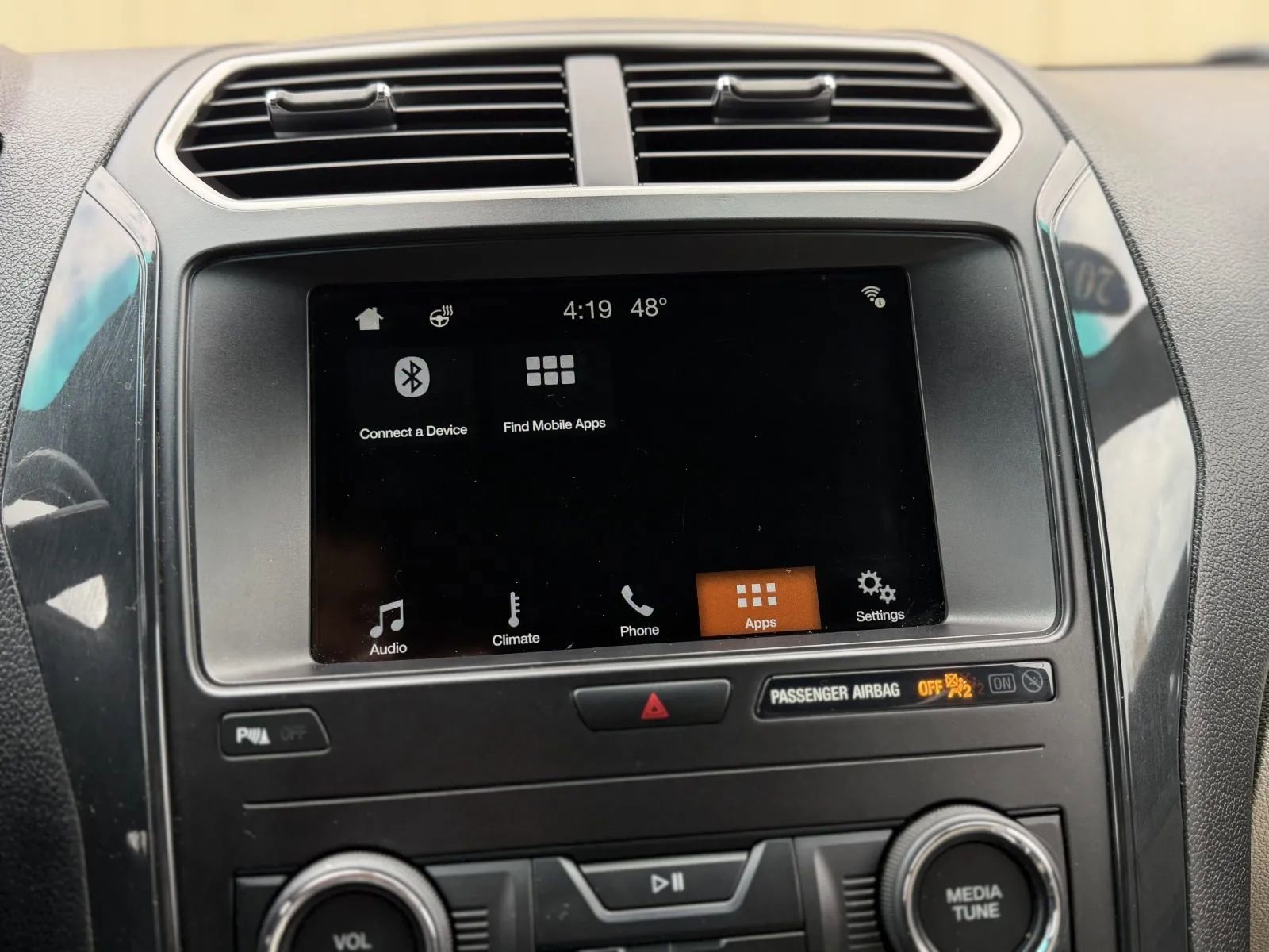 Used 2018 Ford Explorer XLT w/ Equipment Group 202A image 31